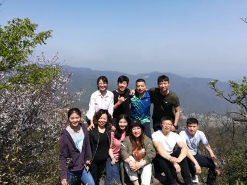 Spring outing in Mogan Mountain